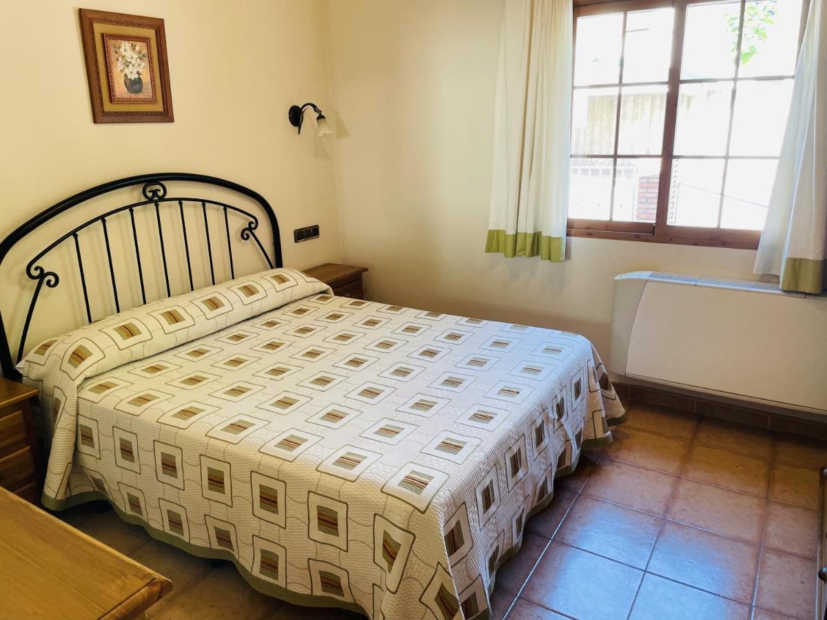 Apartamentos Margarita Arroyo Frio Exteriör bild